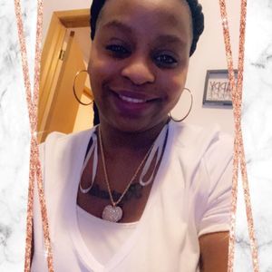 Meet your Posher, April